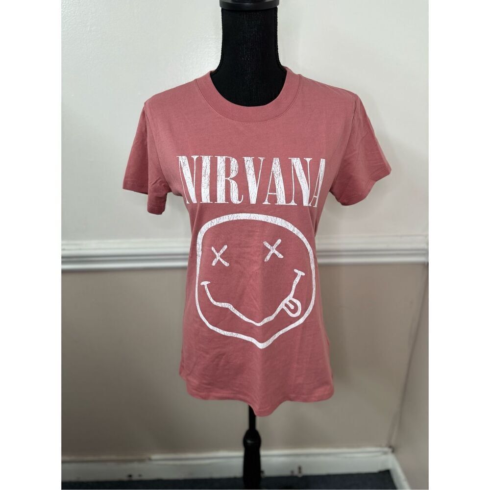 Nirvana Pink Short Sleeve Band Tee Size Small